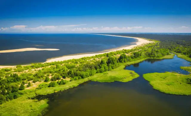 Krynica Morska: Atrakcje na każdą pogodę i dla każdego!