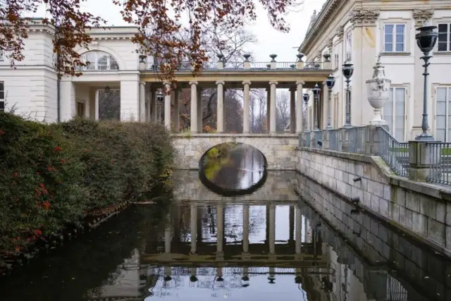 Muzeum Łowiectwa i Jeździectwa Warszawa: Przewodnik i darmowy wstęp!