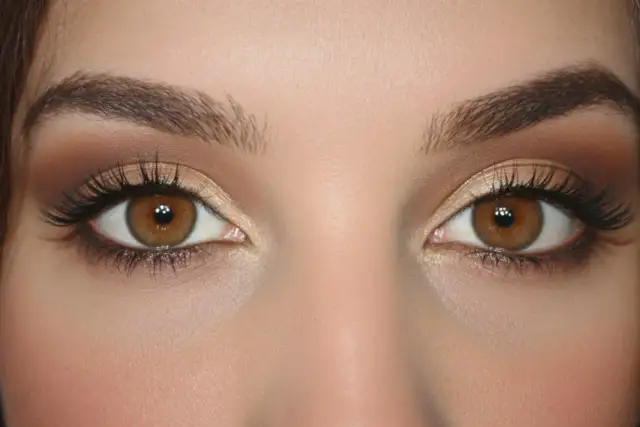 Braune Augen schminken: So bringen Sie Ihre Augen zum Strahlen!