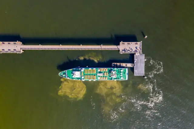 Jak dojechać na wyspę Uznam? Sprawdź najlepsze opcje transportu