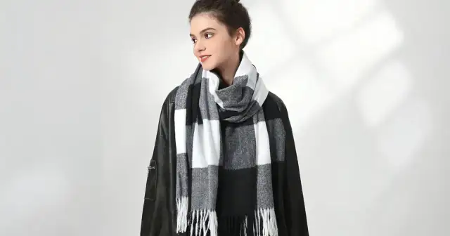 Jak wiązać długi szalik – proste i modne sposoby na każdą okazję
