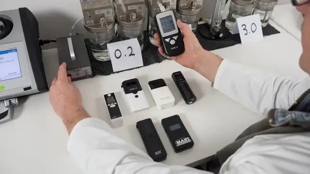 Jak dmuchać w alkomat, aby uzyskać dokładny wynik pomiaru