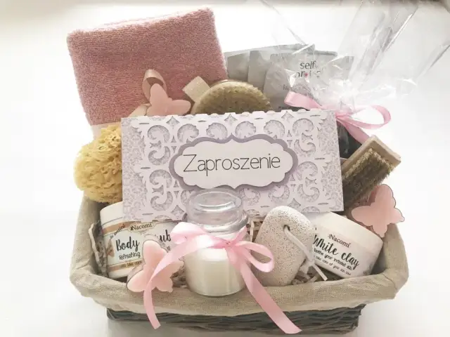 Prezent na Wieczór Panieński DIY: Pomysły, Które Wzruszą i Zachwycą