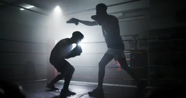 Gdzie obejrzeć boks na żywo? Sprawdź najlepsze opcje w Polsce