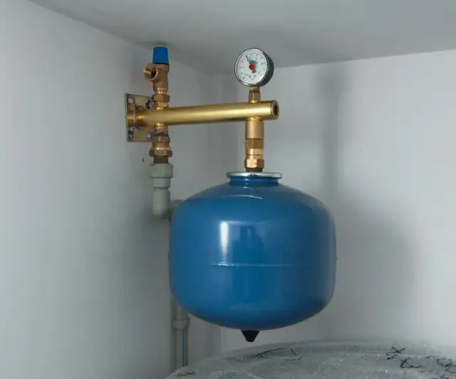 Jakie naczynie przeponowe do bojlera 140l zapewni bezpieczeństwo?