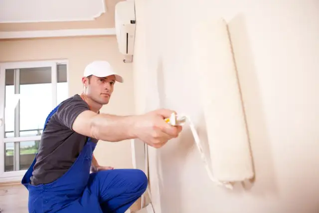 Czy gruntować gładź gipsową przed malowaniem? Oto, co musisz wiedzieć