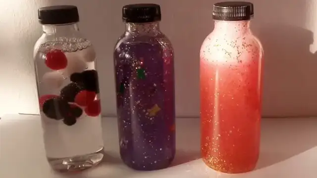 Jak stworzyć butelkę sensoryczną z klejem dla dzieci i jej korzyści