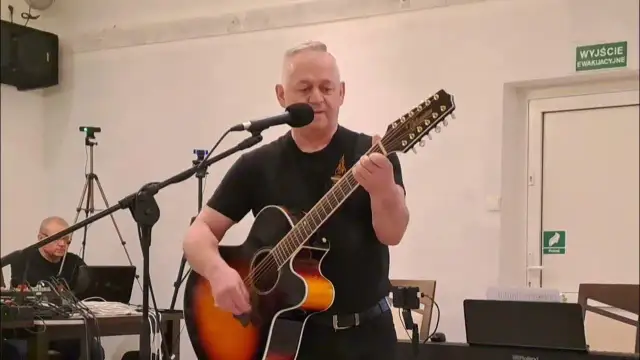 Nuty do kiedy w jasną spokojną cichą noc – znajdź idealne akordy