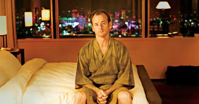 Filmowe hotele, które naprawdę istnieją – gdzie zatrzymać się na filmowej przygodzie?