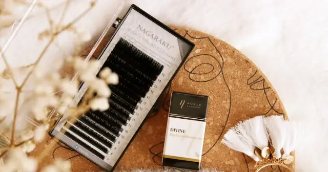 Jak samemu przedłużyć rzęsy: proste sposoby na piękne spojrzenie