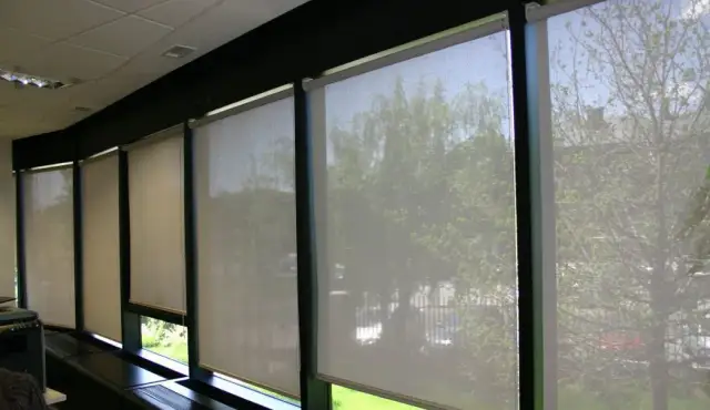 Jak dobrać rozmiar rolety do okna, aby uniknąć błędów w pomiarach