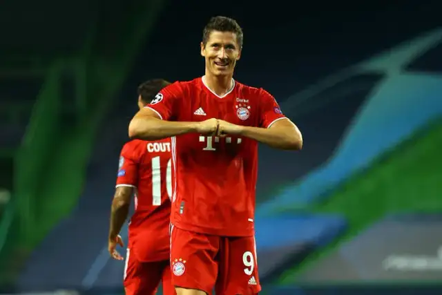 Ile zarabia Robert Lewandowski dziennie? Zaskakujące fakty o jego dochodach
