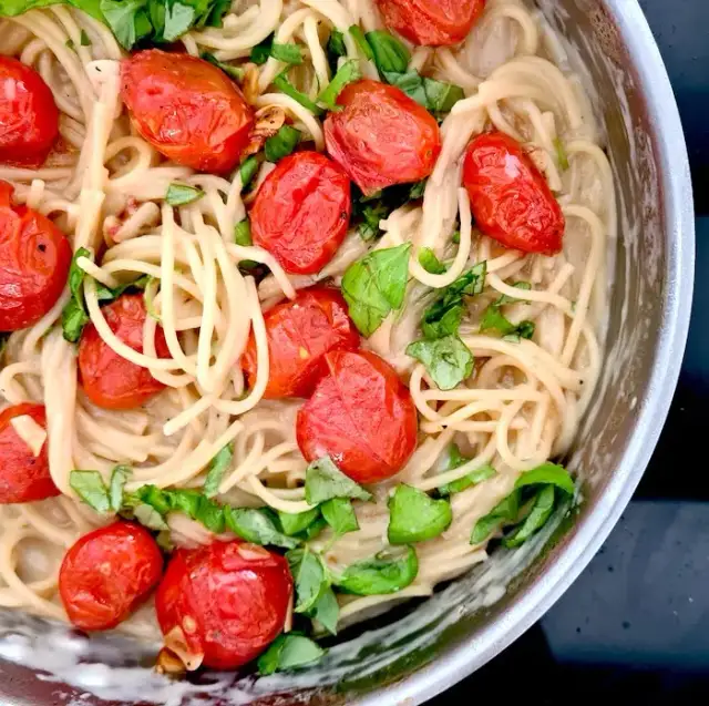 Czy makaron jest wegański? Odkryj składniki, które decydują