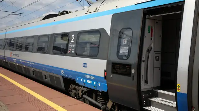 Ile kosztuje kawa w Intercity? Ceny, które zaskoczą podróżnych