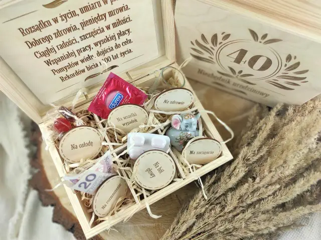 Prezent dla wychowawcy: Pomysły, zasady i inspiracje [2024]