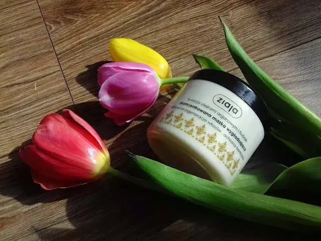 Maska Ziaja Tsubaki: wygładzenie i blask? Opinie, skład, cena.