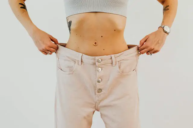 4XL jaki to rozmiar damski? Poznaj szczegóły i wymiary 54/56 w Europie