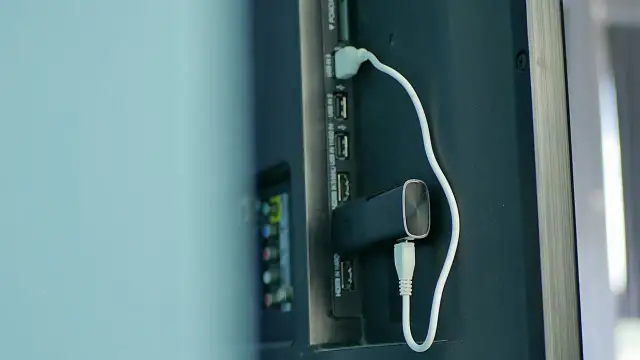 Jak podłączyć Xiaomi Mi TV Stick do telewizora - proste kroki i porady