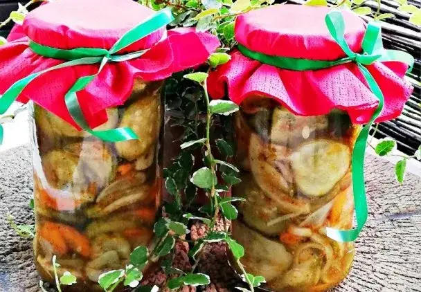 Jakie ogórki do sałatki gyros - wybierz najlepsze dla smaku