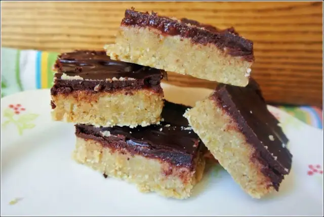 Jak zrobić batona proteinowego w domu – prosty przepis na zdrowie