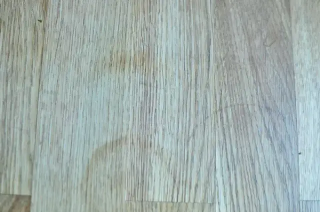 Czym pomalować blat stołu, aby był trwały i odporny na uszkodzenia?