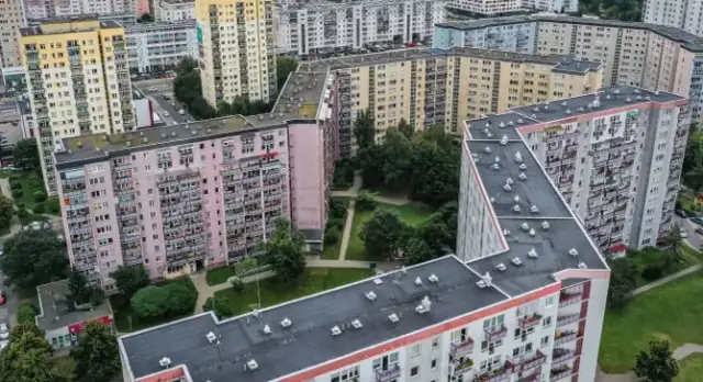Ile kosztuje metr kwadratowy mieszkania w bloku? Ceny w Polsce 2025