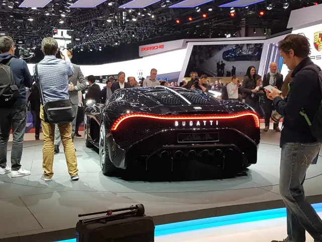 Bugatti La Voiture Noire: Kto kupił i dlaczego to sekret?