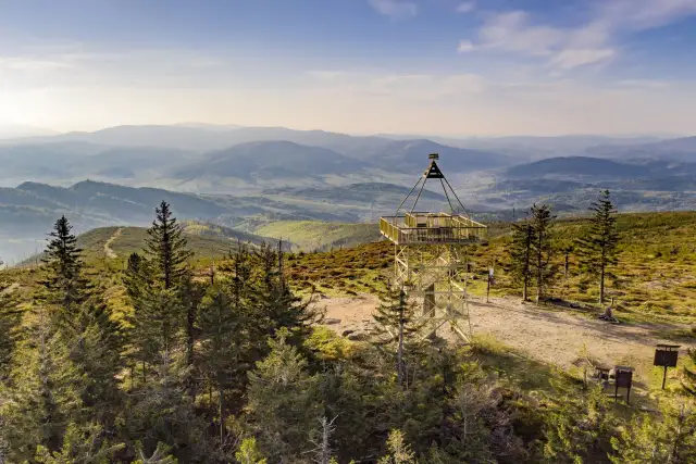 Gdzie jest Barania Góra? Odkryj jej niezwykłe piękno i atrakcje