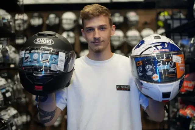 Kask motocyklowy do 500 zł: Bezpieczny wybór z ECE 22.06? Ranking