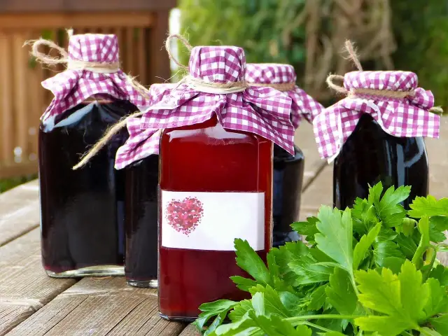 Jak wlewać spirytus do nalewki, aby uzyskać idealny smak?