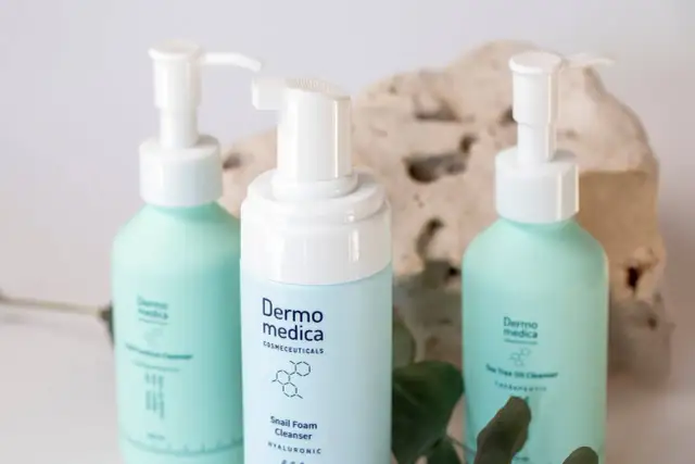 Dwuetapowy demakijaż cery trądzikowej: Klucz do czystej skóry