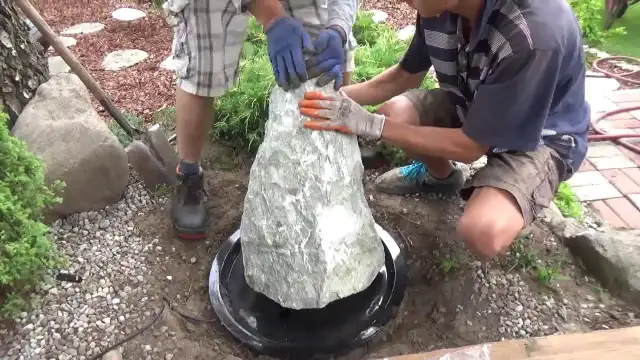 Jak zrobić fontannę w ogrodzie - proste kroki i oszczędności