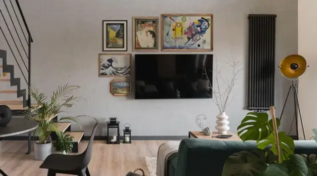 Co powiesić nad telewizorem, aby stworzyć piękną przestrzeń w salonie