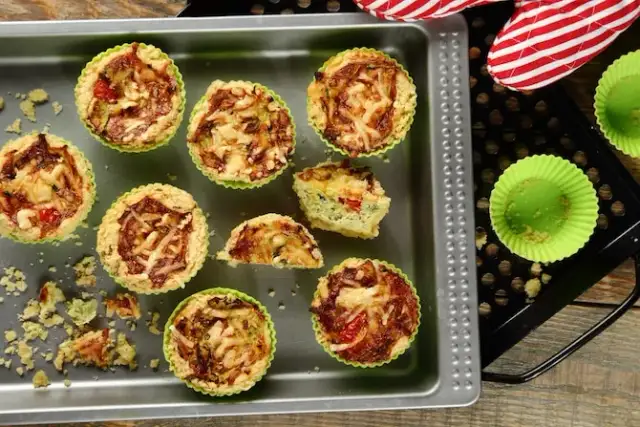 Czym nadziać muffinki? Proste i pyszne pomysły na słodkie i wytrawne nadzienia