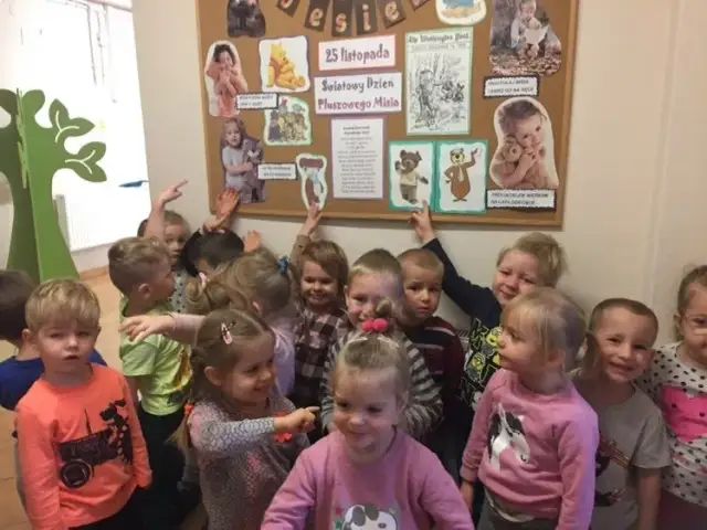 Dzień pluszowego misia w przedszkolu – kiedy i jak go obchodzić?