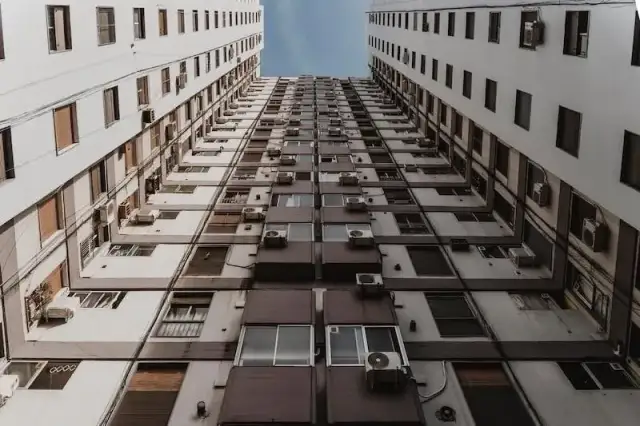 Co to jest spółdzielnia mieszkaniowa i jak może zmienić twoje życie?