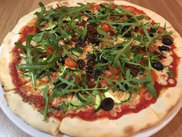 Gdzie zjeść w Krynicy Morskiej? Sprawdź najlepsze restauracje