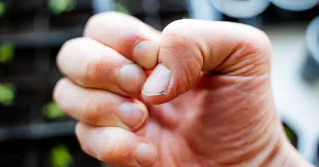 Niski potas: przyczyny, objawy i jak uzupełnić niedobór?