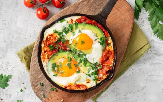 Piątkowy obiad: Tradycja i nowoczesność. Co dziś ugotować?