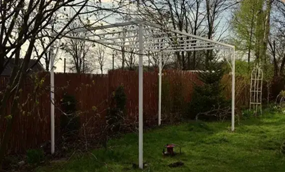 Jak zrobić konstrukcję pod winogron - proste kroki i materiały