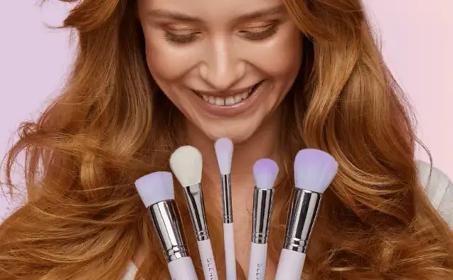 Jakie pędzle do makijażu wybrać, aby uniknąć błędów w aplikacji?