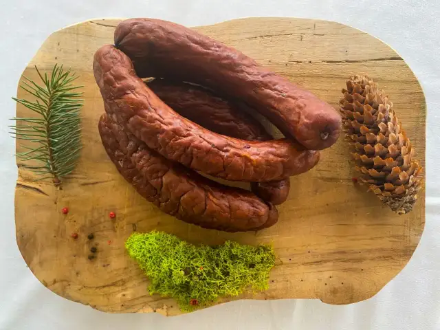 Ceny kiełbasy z jelenia w Polsce - gdzie znaleźć najlepsze oferty