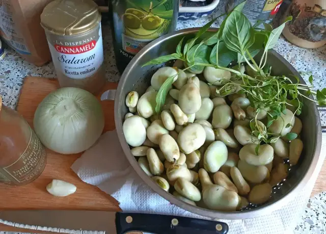 Kiedy jest sezon na bób? Nie przegap najlepszych smaków lata!