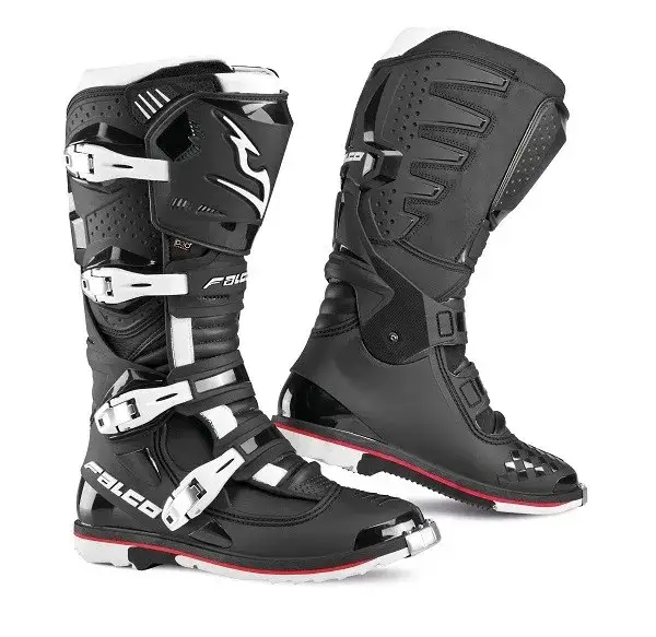 Jakie buty enduro wybrać, aby uniknąć kontuzji i zapewnić komfort?