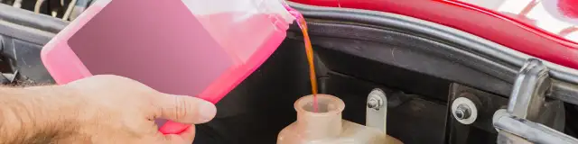 Ile wchodzi płynu do chłodnicy MAN TGX? Sprawdź, by uniknąć problemów