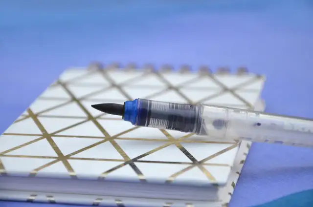 Co można narysować w zeszycie? 10 inspirujących pomysłów na rysunki