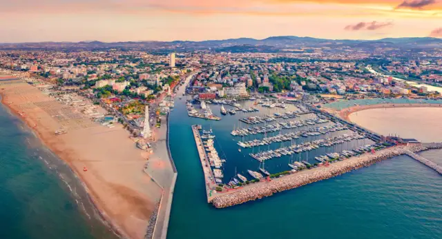 Rimini czy jest bezpiecznie? Sprawdź, co musisz wiedzieć o zagrożeniach