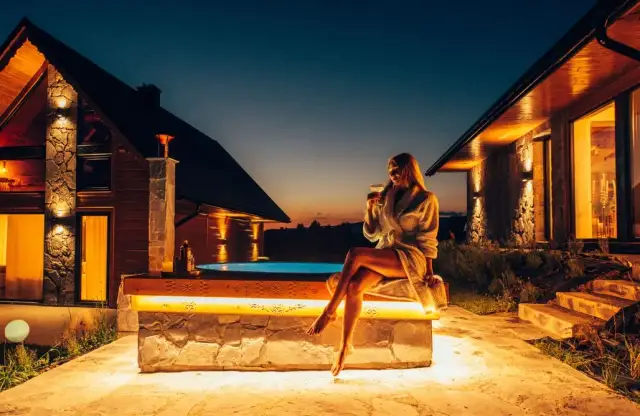 Tanie wakacje z Polski? Sprawdzone kierunki i triki na oszczędzanie