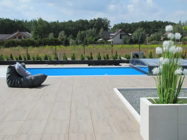 Z czego taras? Porównanie materiałów, kosztów i trwałości na 2026