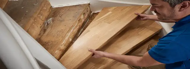 Profesjonalna renowacja schodów sosnowych krok po kroku bez błędów